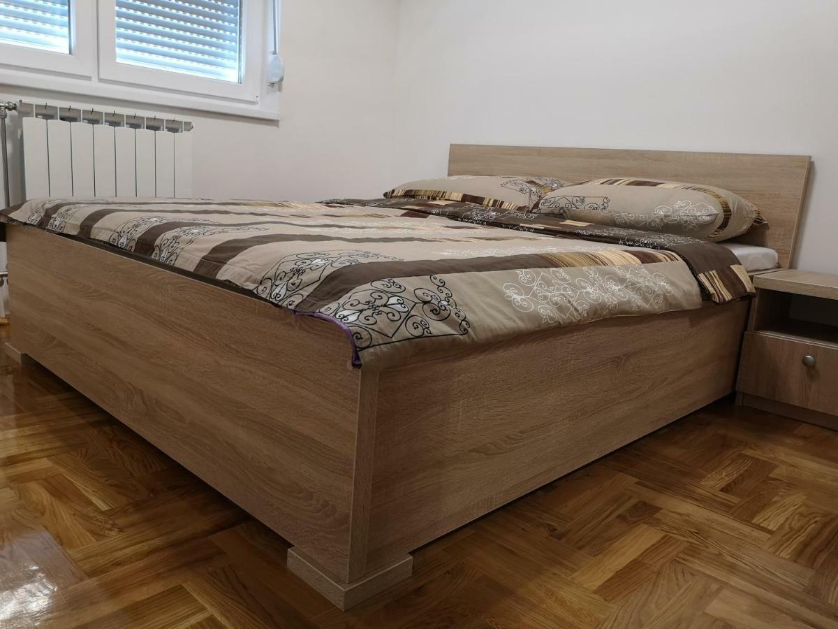 Apartman Gaga Lukavica Zewnętrze zdjęcie